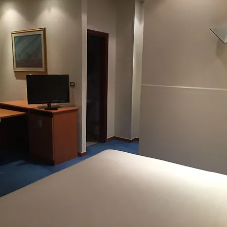 巴尔索缇酒店 酒店